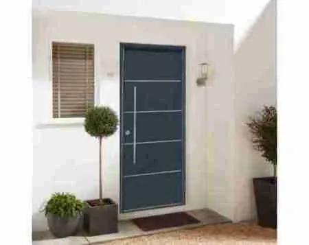 Door opening in Fuengirola