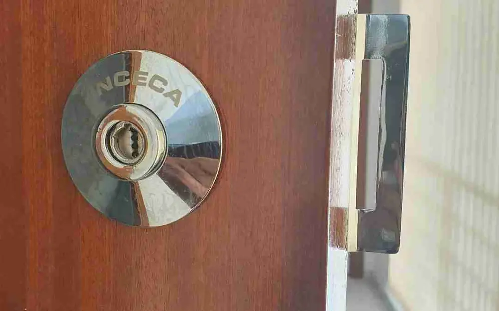 Diferencia entre cerrojo y cerradura: cuál necesitas